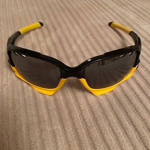 Livestrong Oakley sunglasses